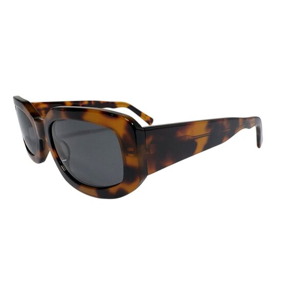 Vehla Indi Sunglasses in Tort/Smoke main image 4
